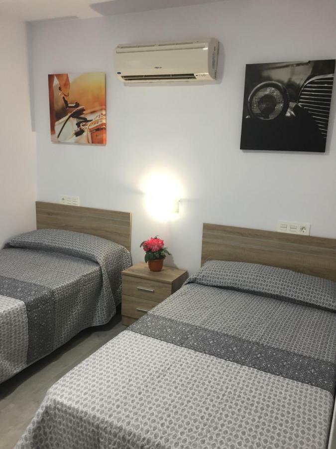 토레몰리노스 Carihuela Palace Beach 아파트 외부 사진