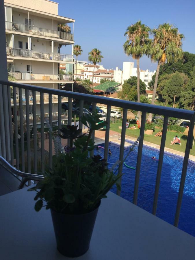토레몰리노스 Carihuela Palace Beach 아파트 외부 사진